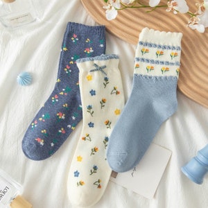 Blue flower socks