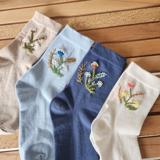 4 socks - Embroidered Socks for Women
